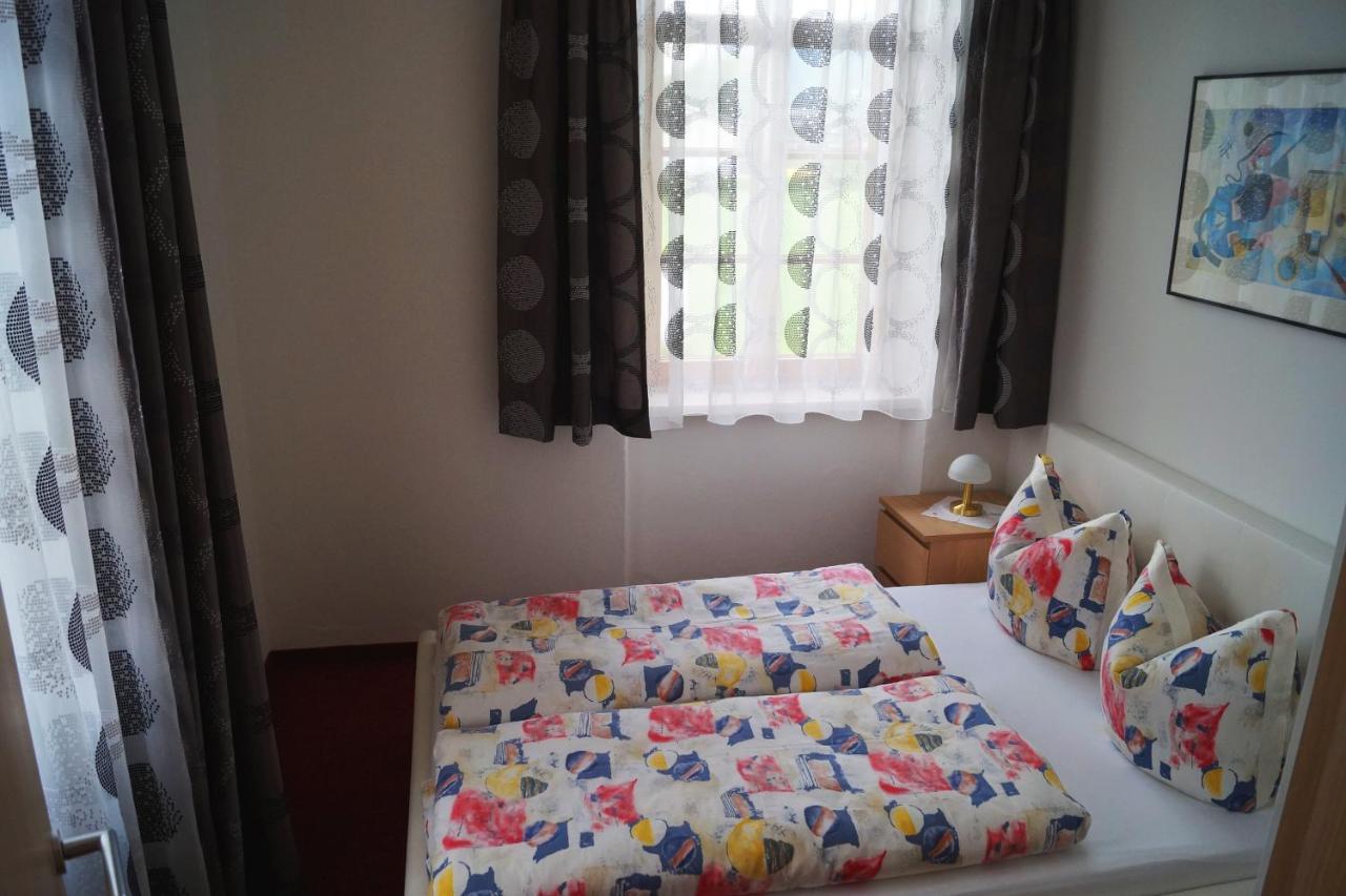 Ferienwohnung Sonnwendhof "Kellerjochblick" シュヴァーツ エクステリア 写真